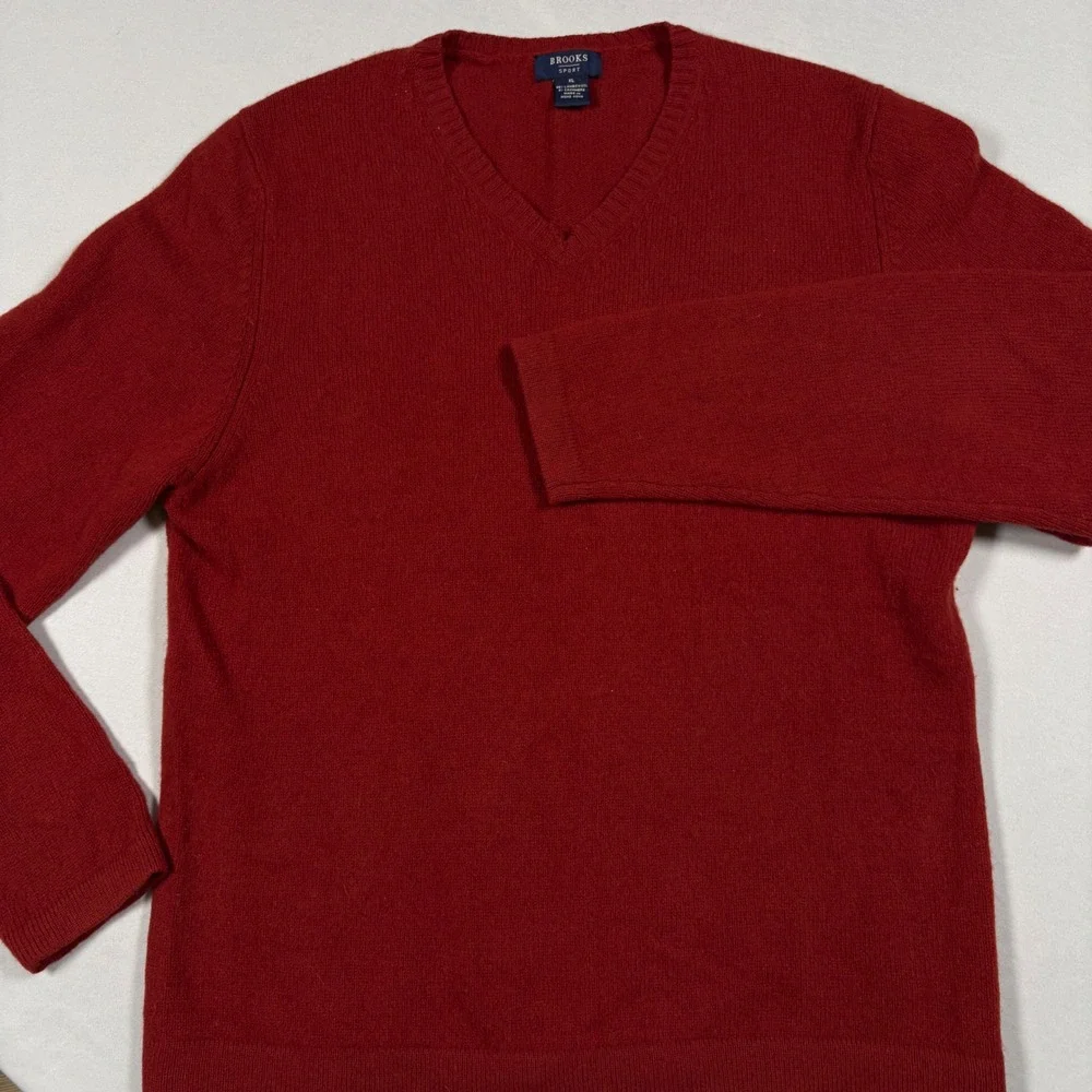 Brooks Sport Sweater Mens XL V-Neck Red Lambswool Cashmere EUC